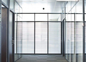 一键解决办公室空间问题-首选玻璃隔断