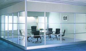 办公室玻璃隔断优化你的工作环境